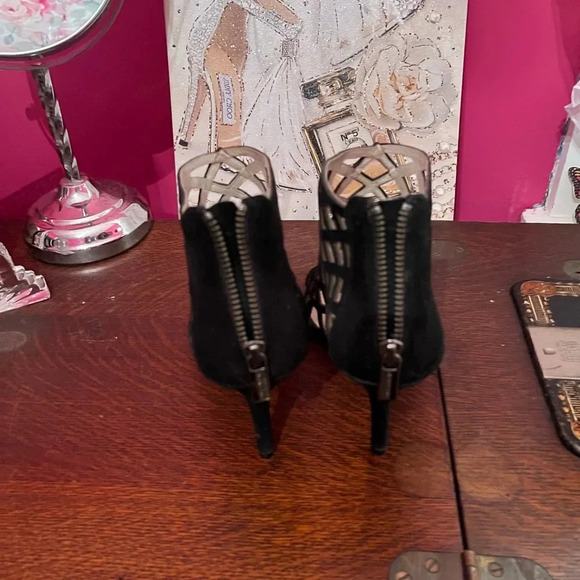 Michael Kors heels - Picture 3 of 3